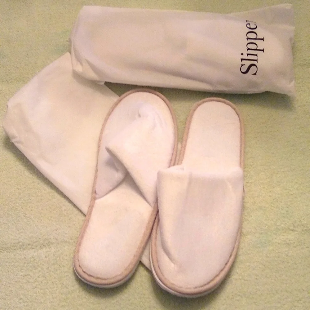 2pr InterContinental Barcelona Slippers
